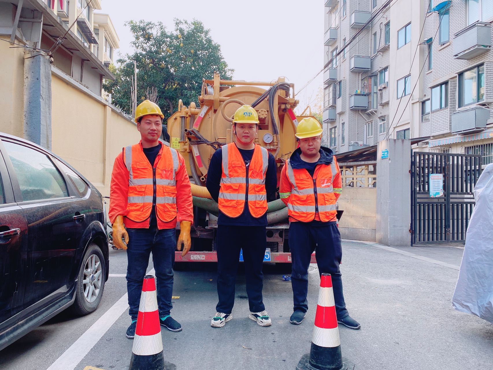 福建路南京某小区管道清淤检测施工